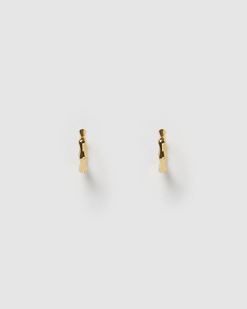 Izoa Sculpt Huggie Earrings Gold