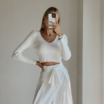 CHESSA White Long Sleeve V Neck Knit Crop Top