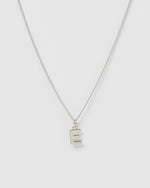 Izoa Alphabet Letter E Necklace Silver