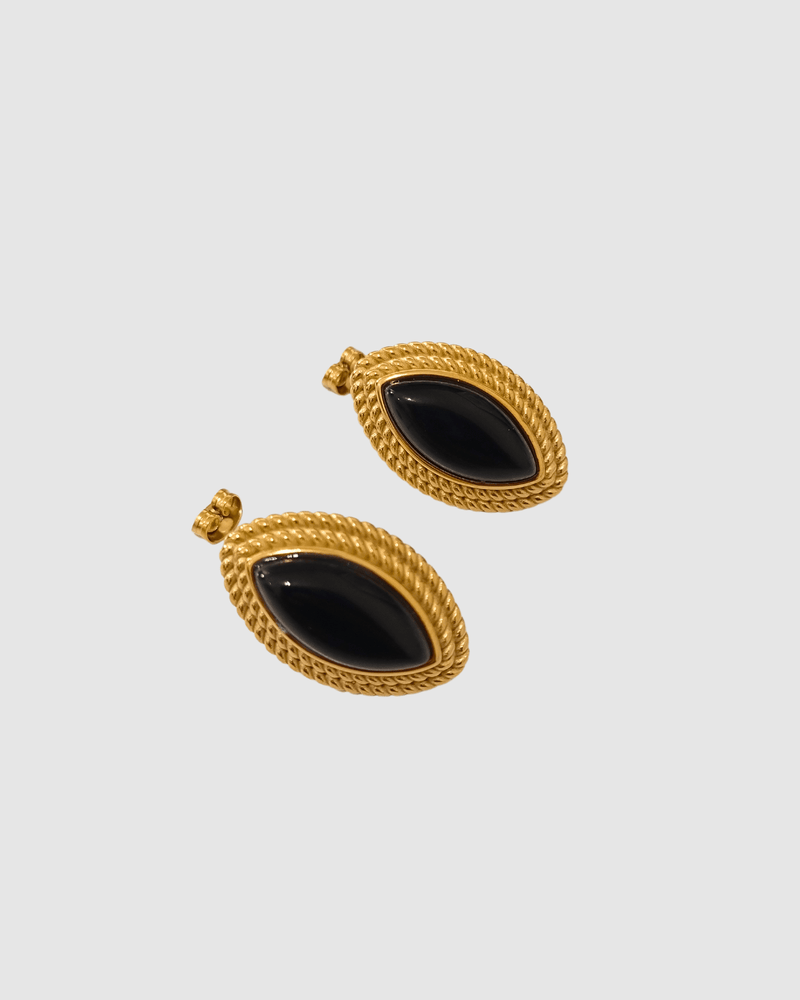 Izoa Amara Stud Earring Black