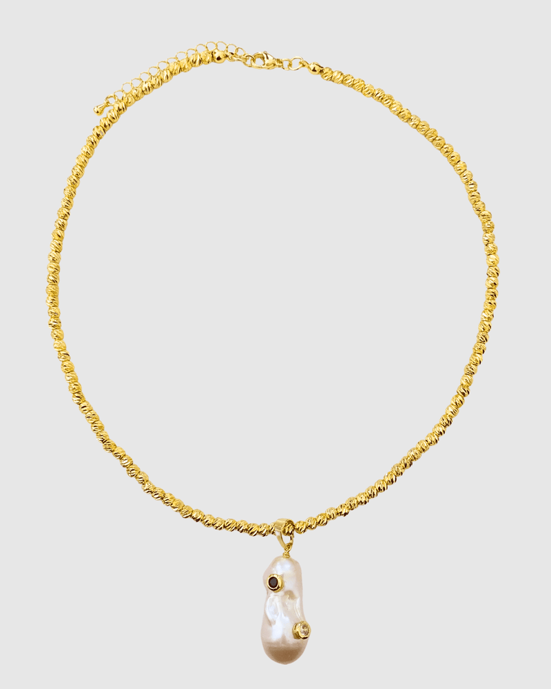 Izoa Calista Drop Pearl Necklace Gold Black