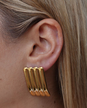 Izoa Camille Stud Earrings Gold