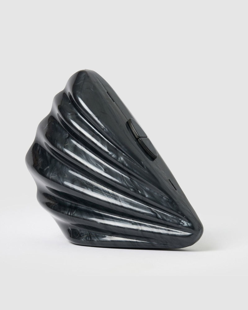 Izoa Clamshell Clutch Black