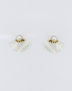 Izoa Fan Pearl Stud Earrings
