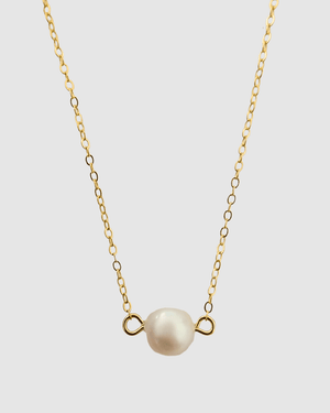 Izoa Gwen Freshwater Pearl Necklace Gold