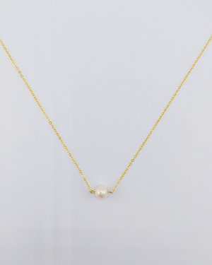 Izoa Gwen Freshwater Pearl Necklace Gold