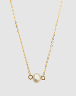 Izoa Mini Gwen Freshwater Pearl Necklace Gold