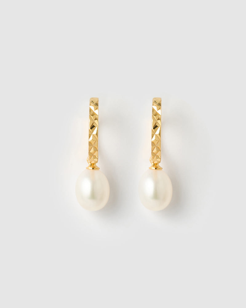 Izoa Lenore Huggie Earrings Gold Pearl