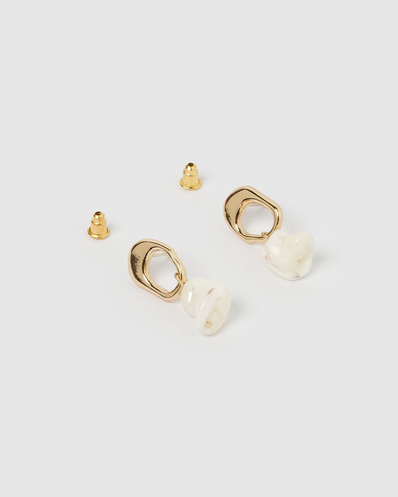 Izoa Earrings Izoa Luna Earrings Gold Freshwater Pearl IZ-LUNAEAR-GLDP