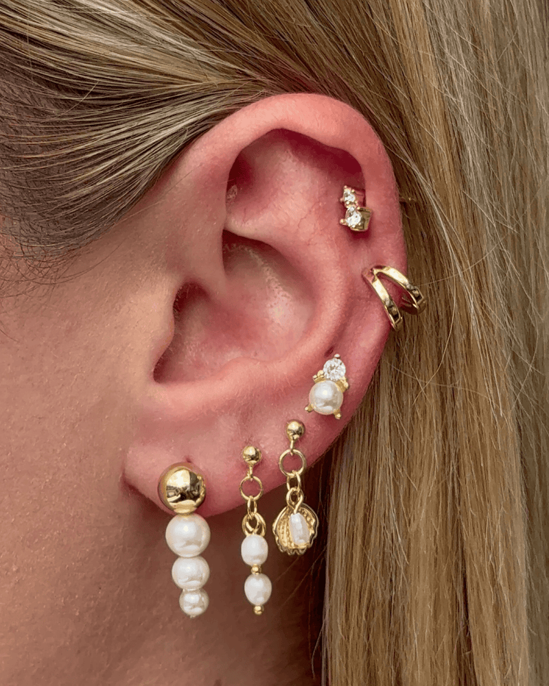 Izoa Malina Drop Earrings Gold Pearl