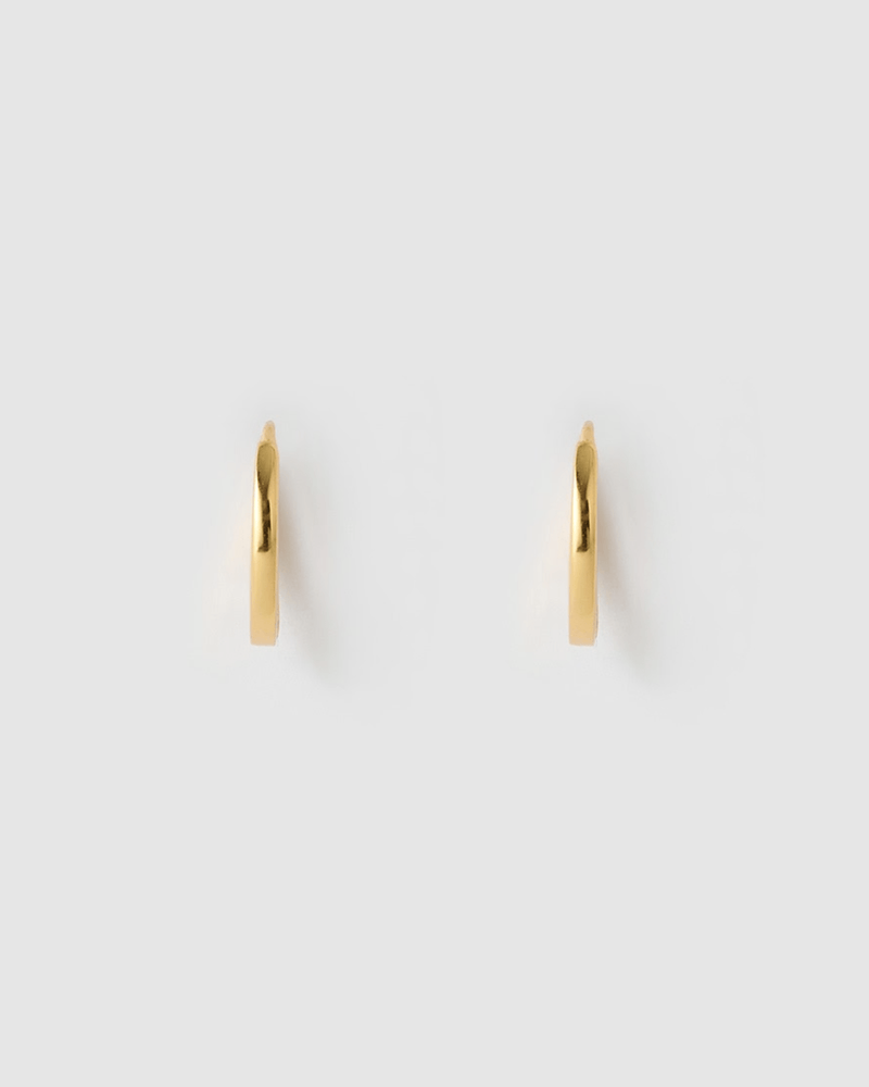 Izoa Medium Solid Huggie Earrings