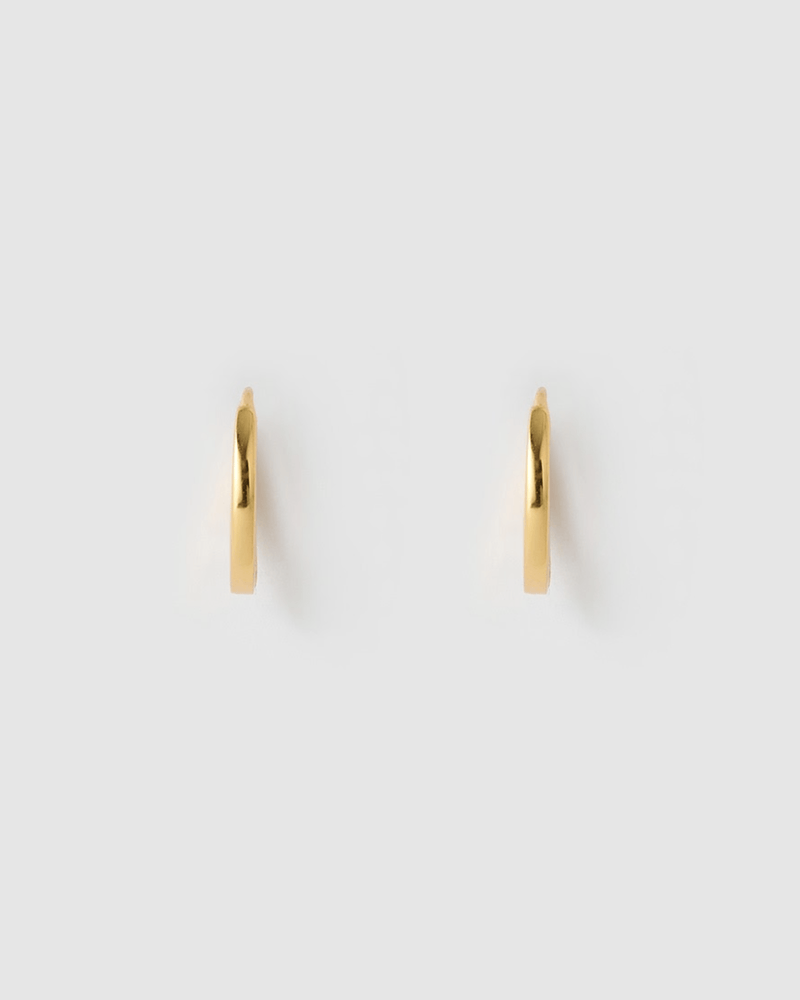 Izoa Medium Solid Huggie Earrings
