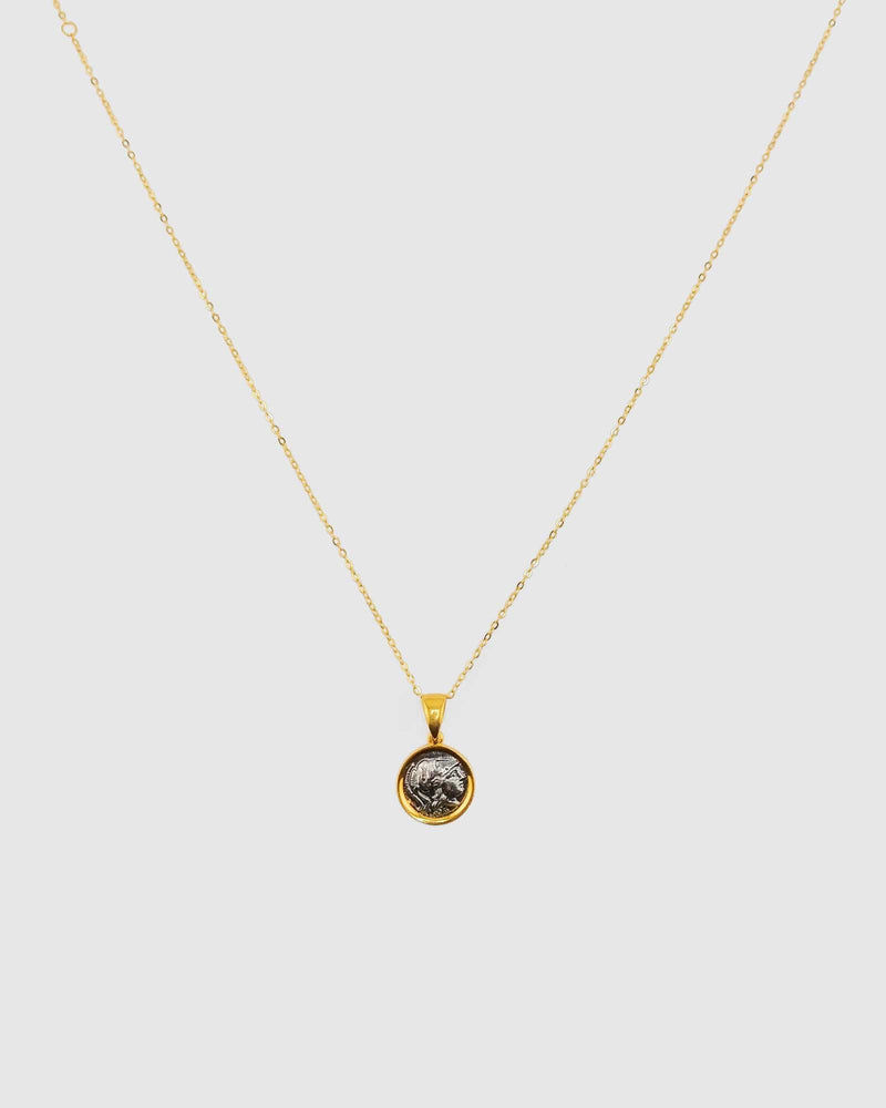 Izoa Vaya Pendant Necklace Gold