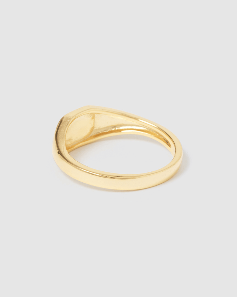 Izoa Lily Ring Gold