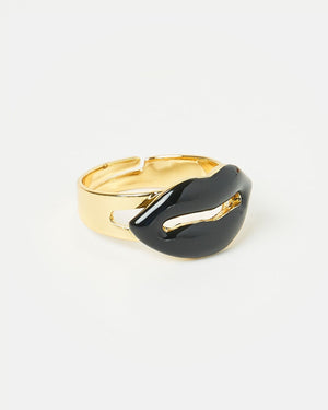 
                
                    Load image into Gallery viewer, Izoa Rings Izoa Lips Ring Gold Black LIPSRING-BLK
                
            