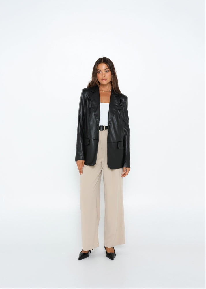 Madison The Label Landon Blazer Faux Leather - Black