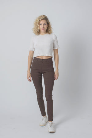 
                
                    Load image into Gallery viewer, Wakee Denim Ladies Jegging Jeans Wakee Denim Stretch Jegging Jean Skinny Leg - Chocolate
                
            